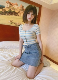 这类型的，真心适合在外边当小情人养着